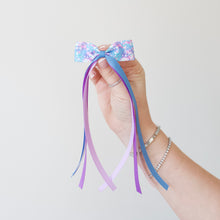 Load image into Gallery viewer, Tail pinch ribbon bows - 2 sizes