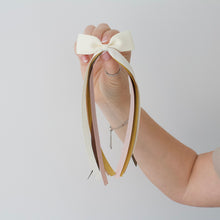 Load image into Gallery viewer, Large fall tail pinch ribbon bows