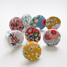 Load image into Gallery viewer, Autumn button bobbles ( 8 Colours)